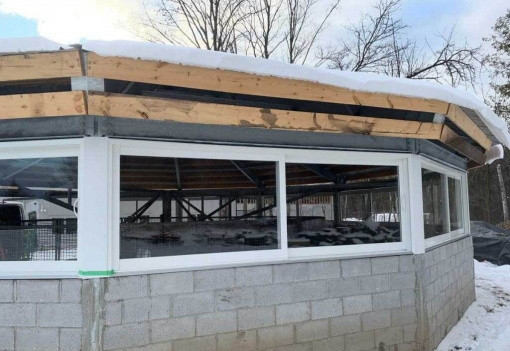 Установка крупных ПВХ окон